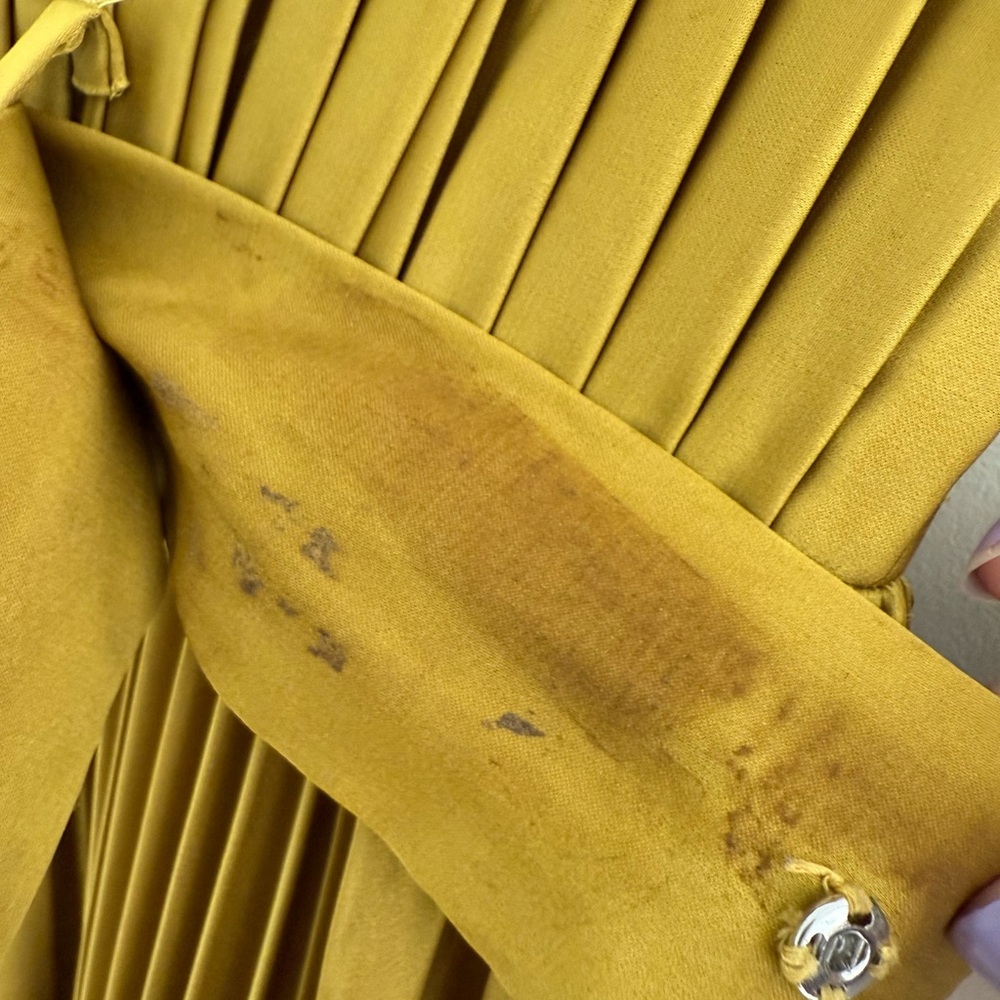Leena by Mac Duggal chartreuse pleated dress - Picture 6 of 9